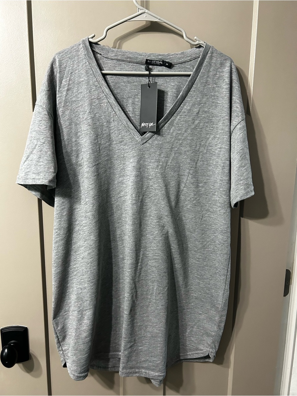 Nasty Gal Gray V-Neck Short Sleeve Tee V happy mini tee dress